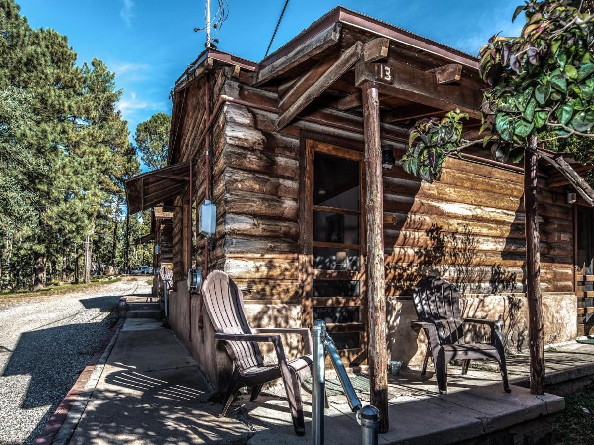 Apache Village Cabinette 13, Queen Bed, Midtown, Sleeps 2 Руидозо Экстерьер фото